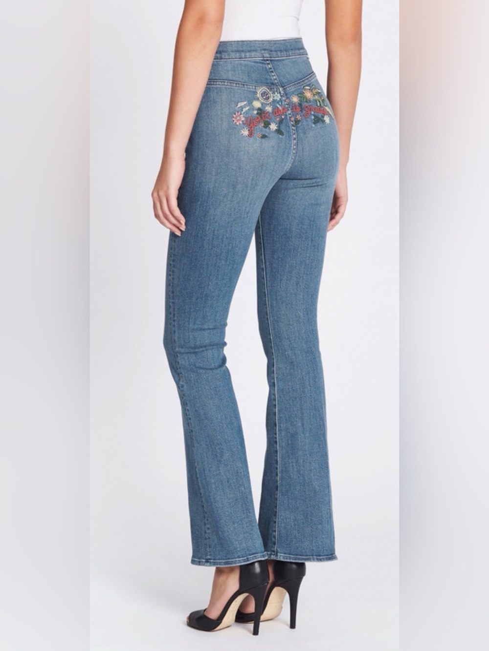 MOTHER The Mini Pocket Cruiser Jeans Your Ass Is Grass Embroidered Flare 25